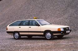Audi 100 Duo 1989 года - первый бензо-электрический эксперимент компании Audi